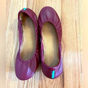 Tieks Burgundy size 11